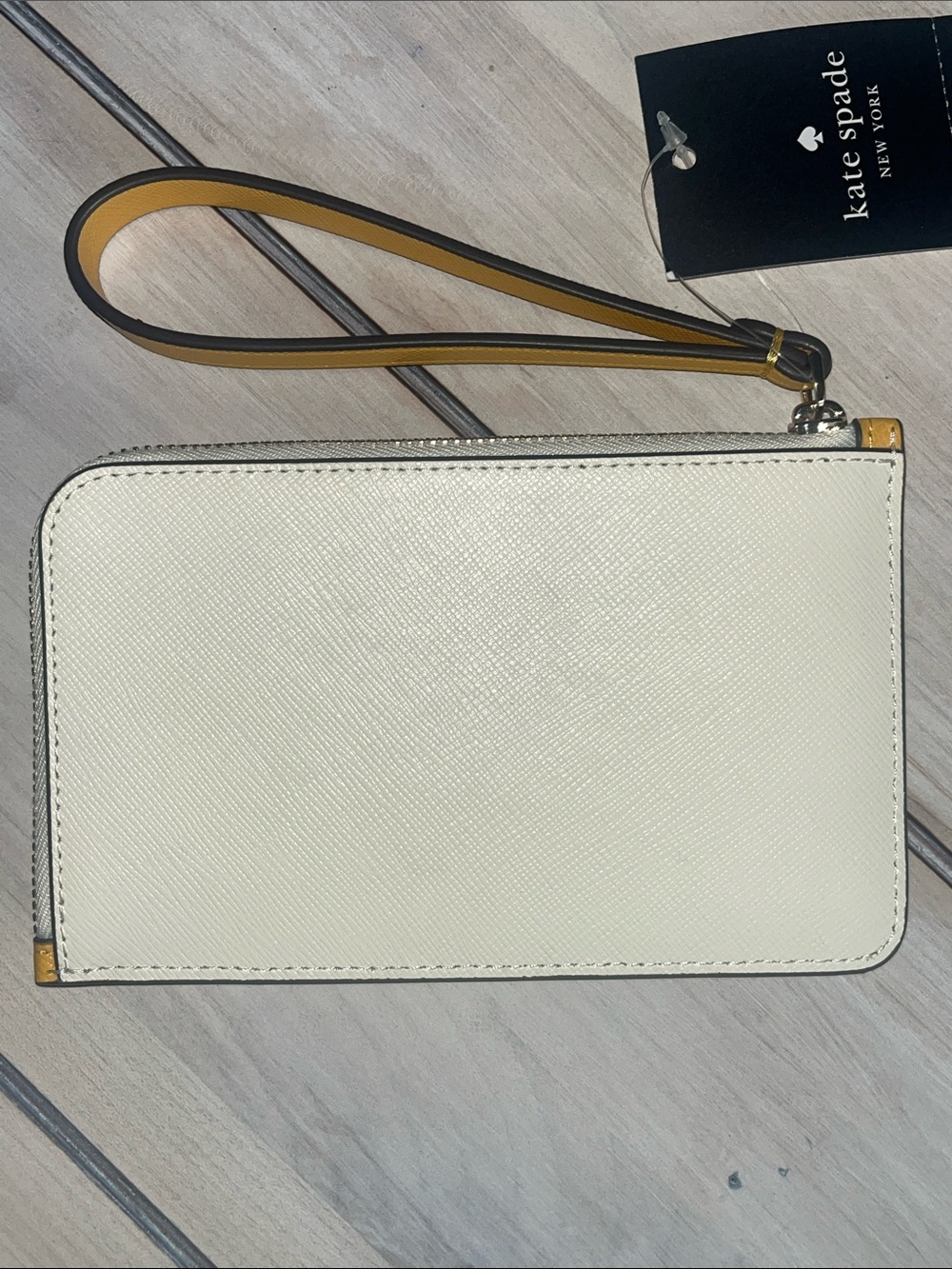 kate spade Lucy Bi-color corner zip Yellow Saffiano Wristlet Clutch - Picture 3 of 7